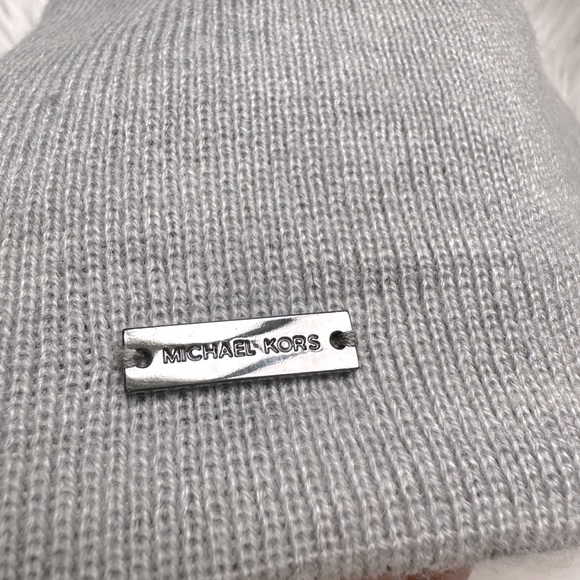 Micheal Kors Grey Beanie. Size OS - Picture 3 of 3